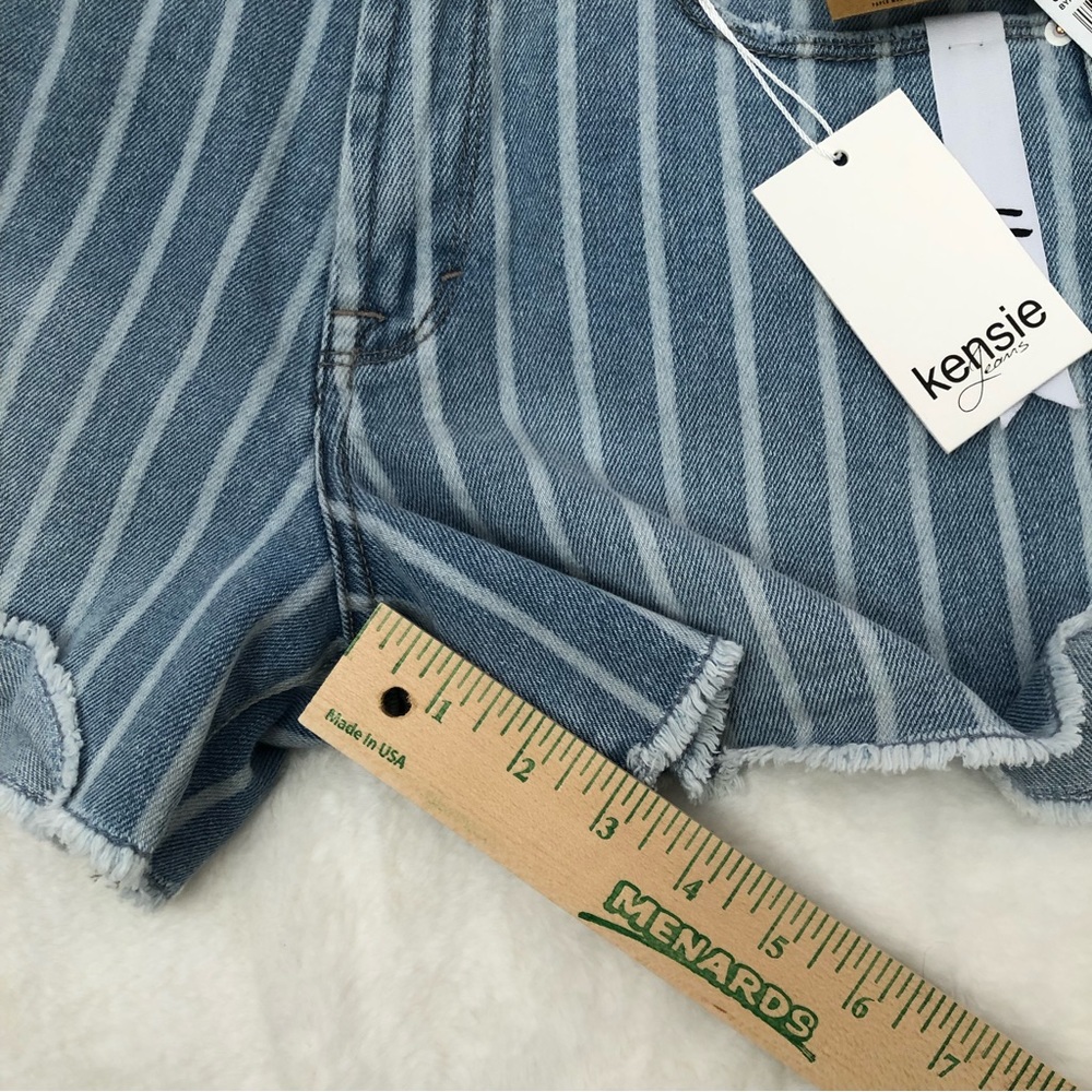 KENSIE JEANS VINTAGE LUXE THE HIGH RISE SHORT SIZE 6/28 STRIPED DENIM NWT - Picture 13 of 15